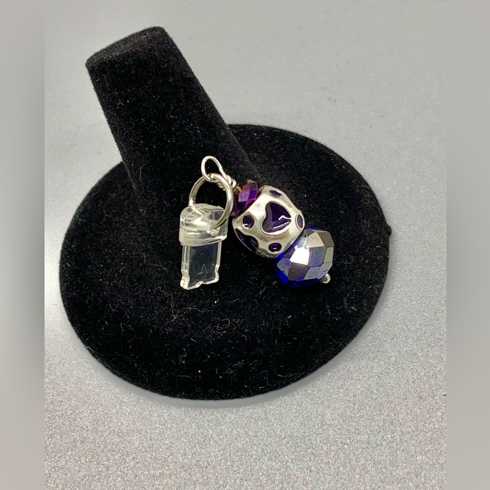 Blue crystal with heart phone dust plug
